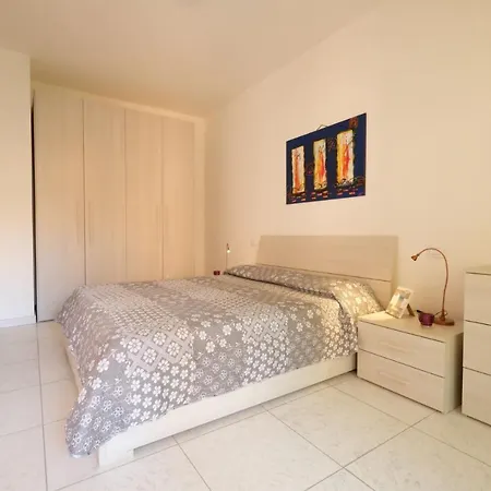 Claudia Int. I - Apartment